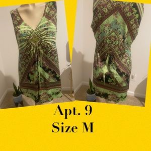 Apt. 9 Blouse Size M, Worn Once.🛍